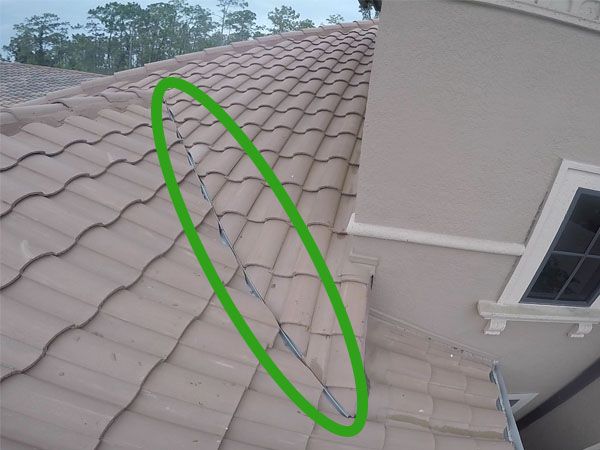 Roof image with green oval showing top flashing