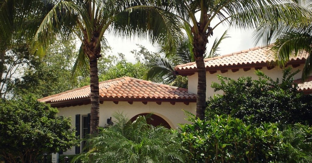 tile roofing by Kelly Roofing
